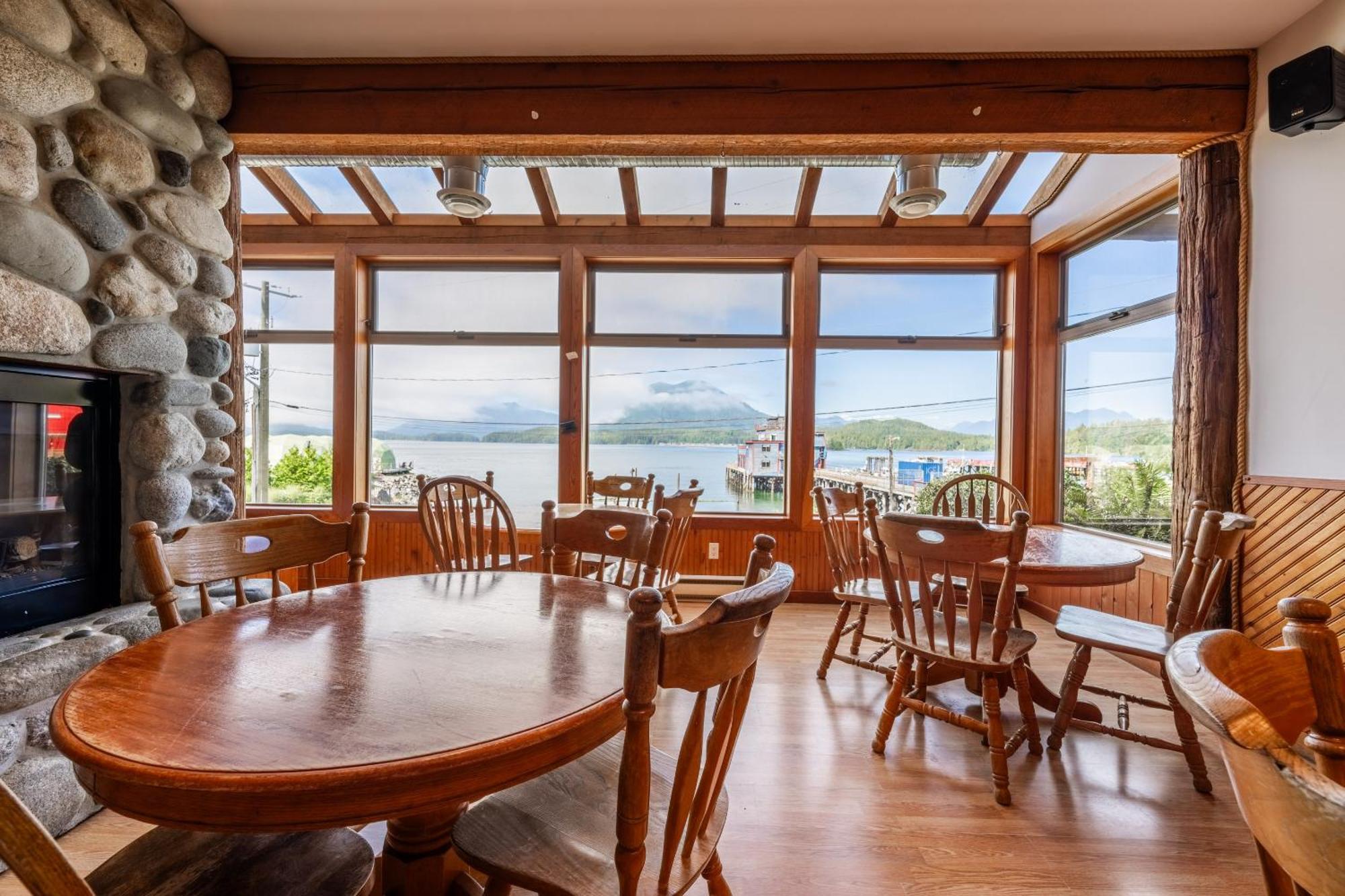 Whalers Guesthouse Tofino Exteriör bild
